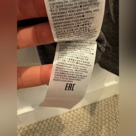 NWT - Banana Republic silk linen lightweight hoodie - Picture 9 of 10